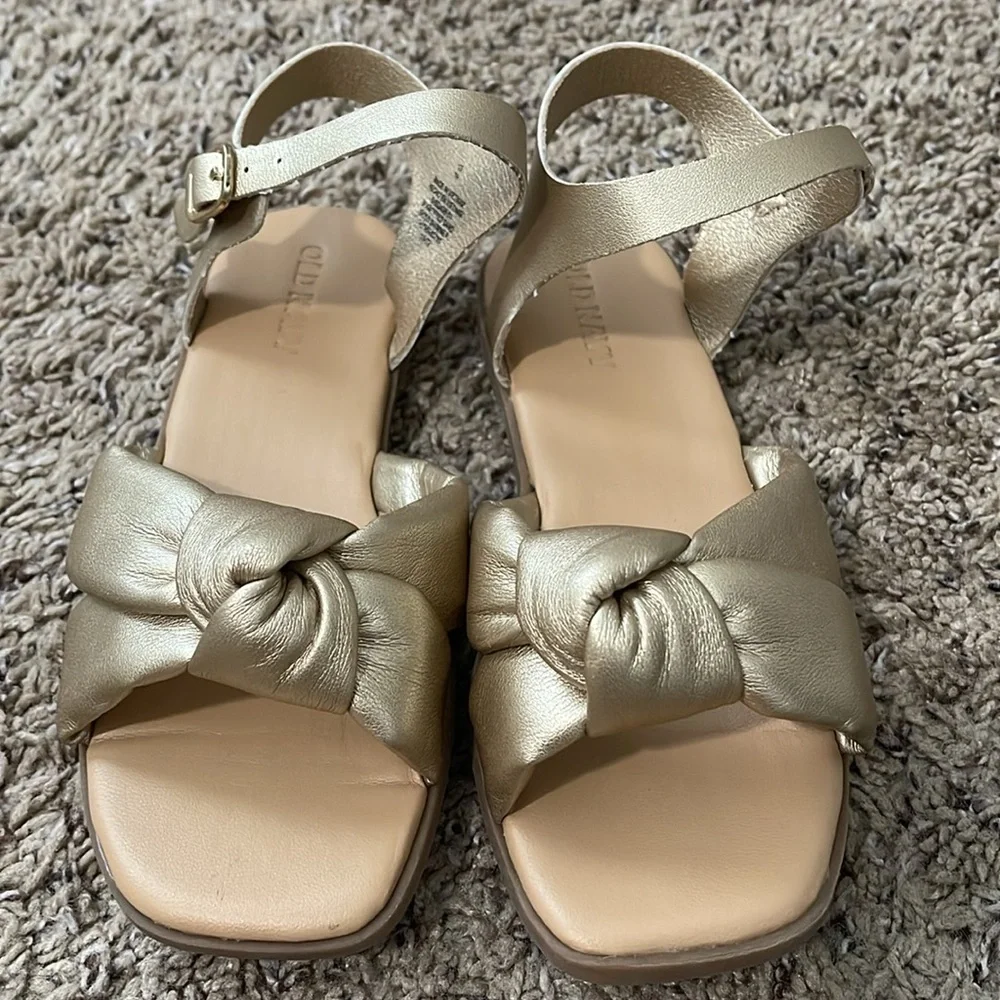 Old Navy Girl Gold Sandals Size 13